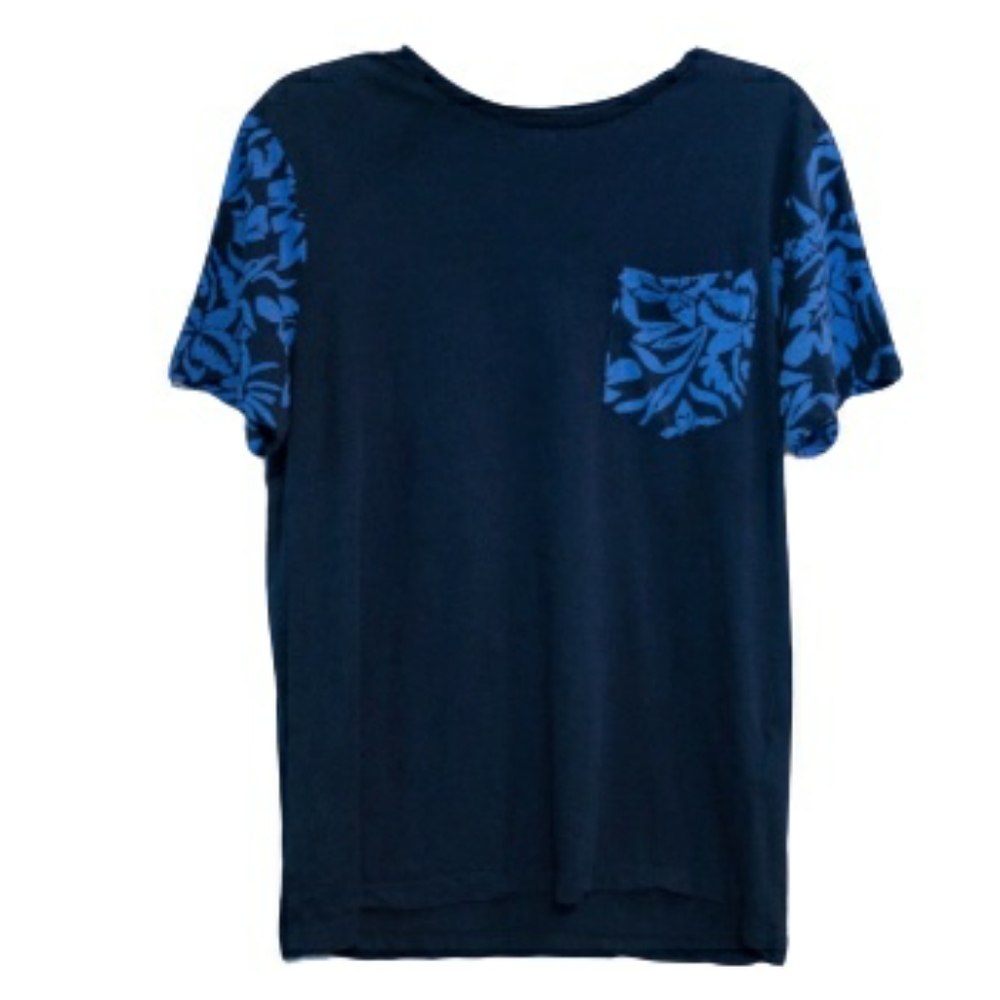 H&M blue tropical pocket short sleeve tee